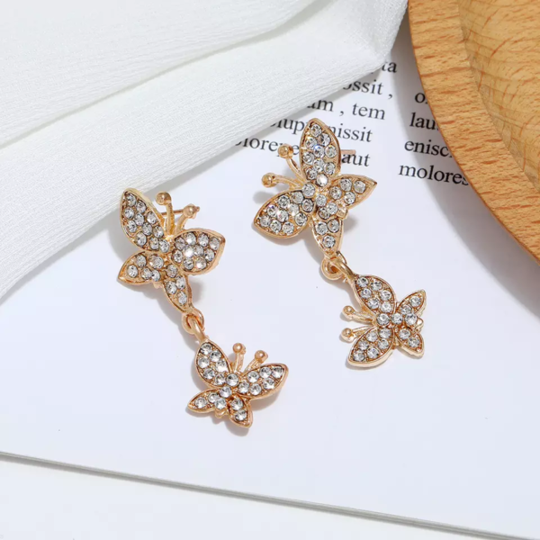 Pinapes Butterfly Earrings for Girls and Women