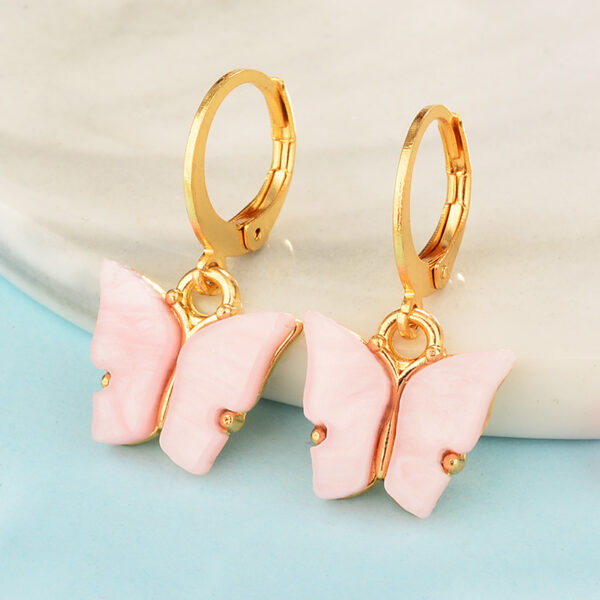 Pinapes Clip On Earrings for Women Elegant Butterfly Gold Plated Clip-on Earrings for Women and Girls.